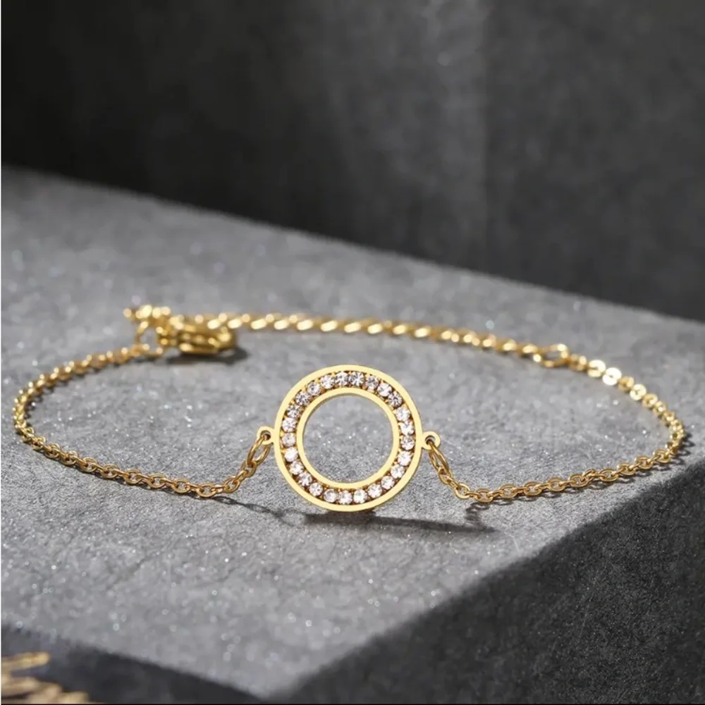 Gold Filled Cubic Zirconia Circle Eternal Bracelet